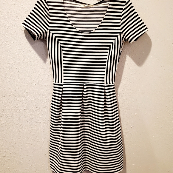 Madewell Dresses & Skirts - MADEWELL BLACK WHITE DRESS size zero WOMEN'S